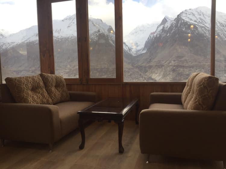 Embassy Villa Suites Karimabad  Buitenkant foto