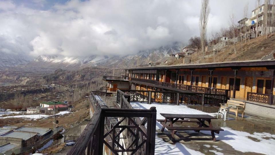 Embassy Villa Suites Karimabad  Buitenkant foto